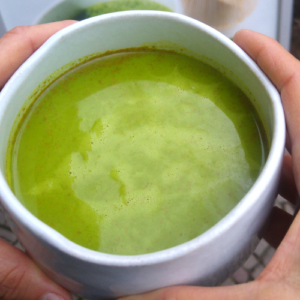 Veganer Matcha Kurkuma Latte