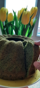 Edler Matcha Eierlikör Gugelhupf